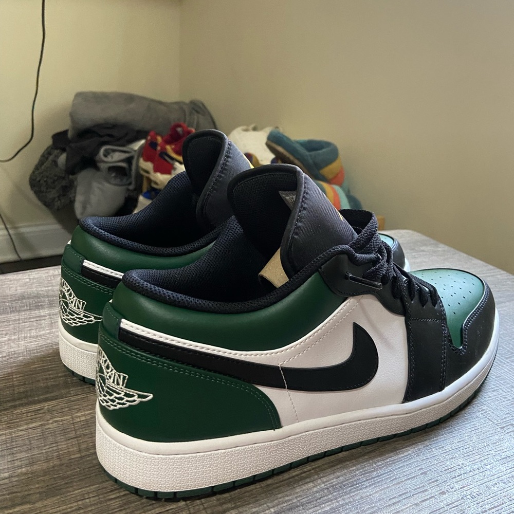 jordan one low